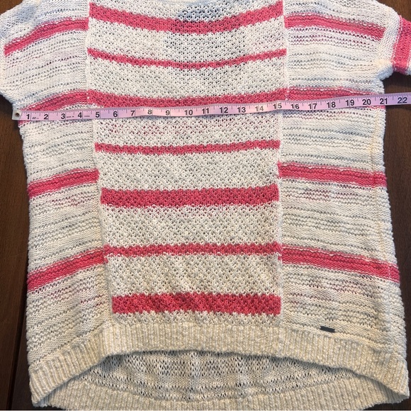Hollister Striped Pink and Cream Women's Lightweight Sweater - Picture 4 of 7